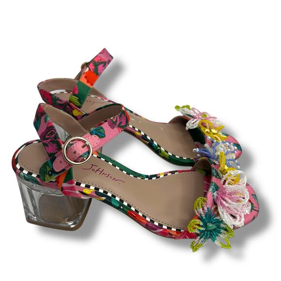 Betsey Johnson Beaded Flower Embellished Sandals Size 6 Clear Block Heels EUC - Picture 3 of 13